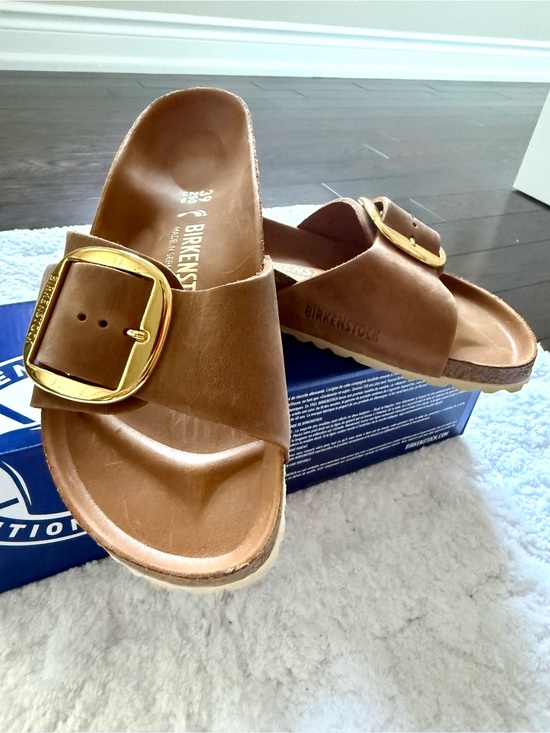 Birkenstock Shoes - NWOT Birkenstock Women's Madrid Big Buckle Leather Sandals in Cognac and Gold
